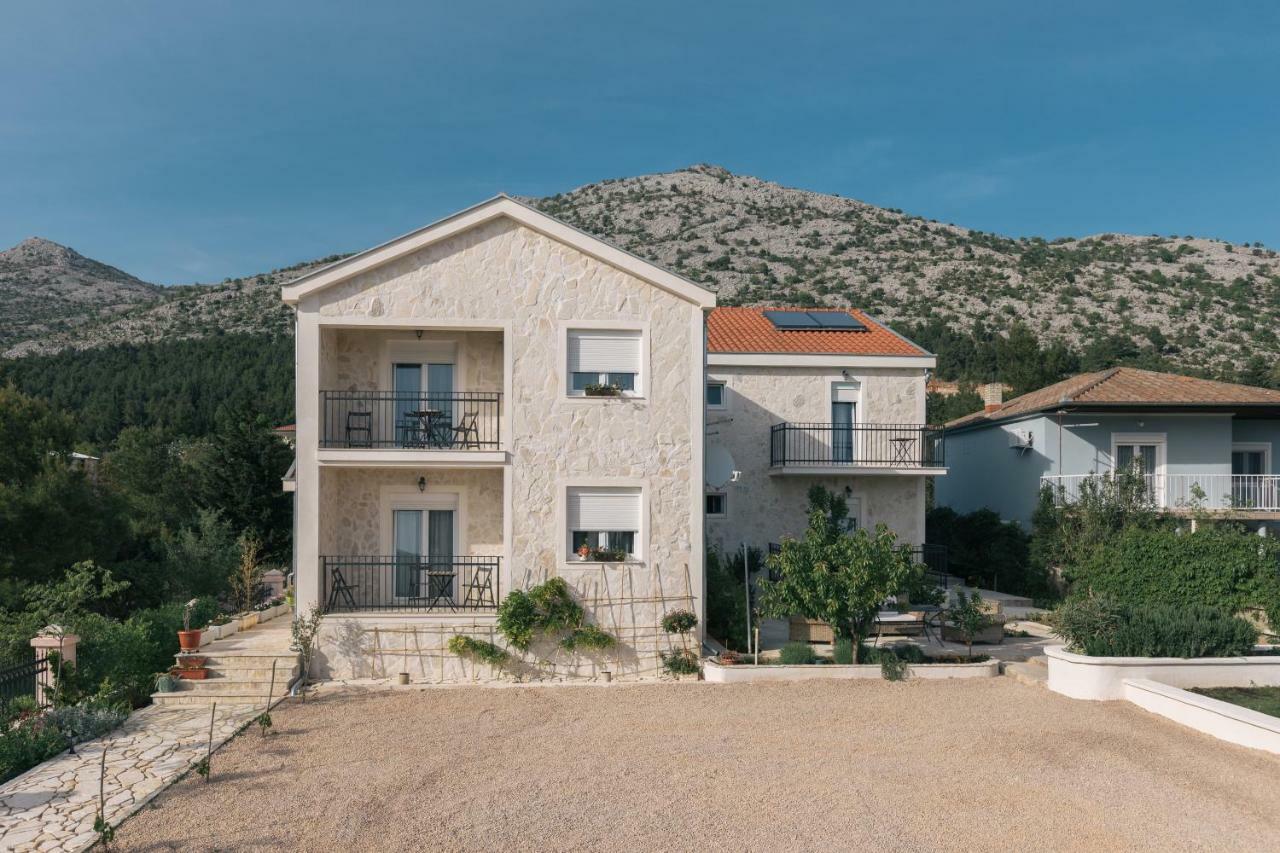 Hedon-Stone Apartment Starigrad Paklenica Exterior photo
