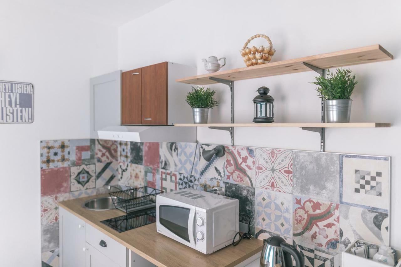 Hedon-Stone Apartment Starigrad Paklenica Exterior photo